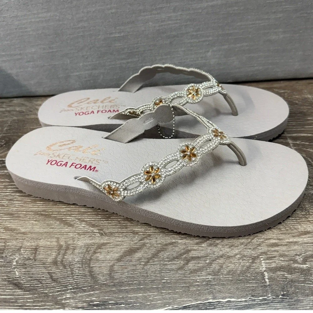 Skechers Cali Yoga Foam Taupe Rhinestone Floral Flip Flop Sandals Womens Size 8 - Picture 7 of 8